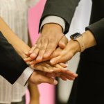 Od współpracy do synergii: 12 sposobów na strategiczne partnerstwa, które dają efekt 1+1=3