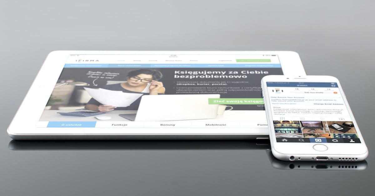 Karuzele czy Carousel? Porównanie formatów reklam, które sprzedają