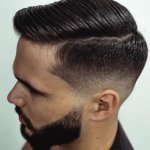 Slick Back na czasie: Jak ułożyć supermodne, gładko zaczesane włosy krok po kroku